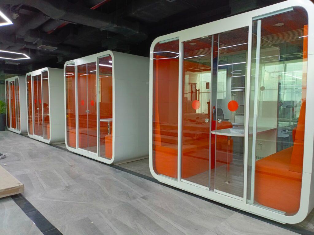 Phone Pods in Pakistan | Meeting and Phone Pod | Three Person Meeting Pod | Acoustic Office Pod In Pakistan