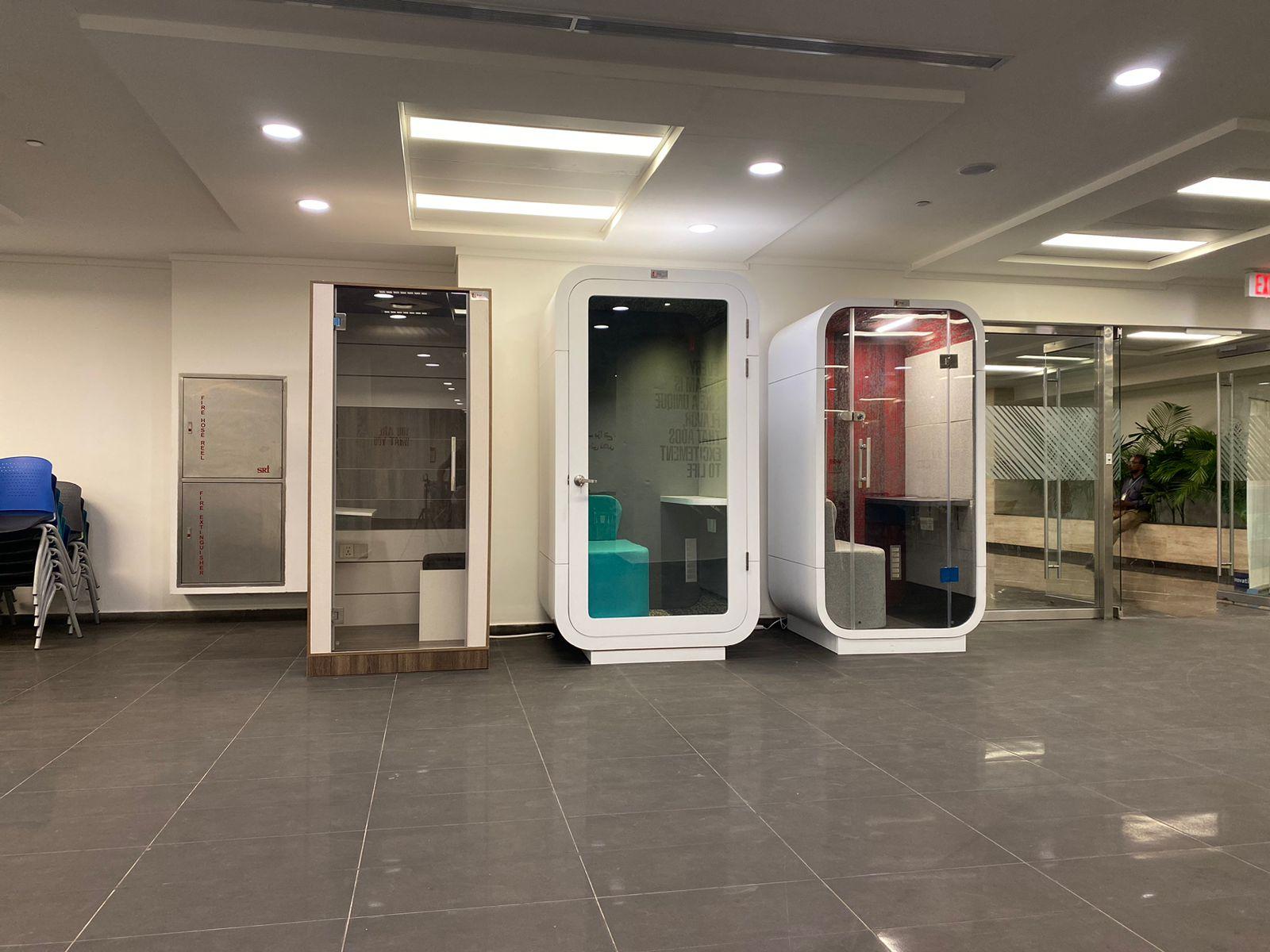 Soundproof Booths and Pods | Office Pods | Meeting Pods